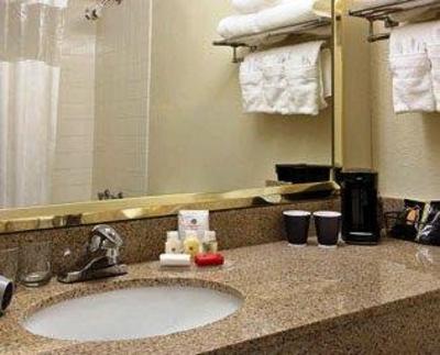 фото отеля Ramada Inn Fairview Heights
