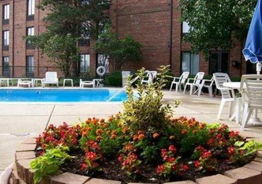 фото отеля Comfort Inn Downers Grove