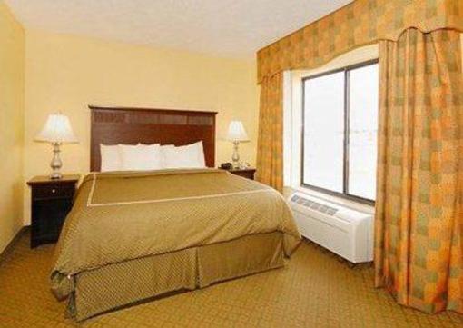 фото отеля Comfort Suites Roanoke Rapids