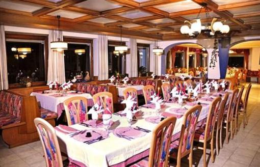 фото отеля Hotel Seehof Welsberg-Taisten