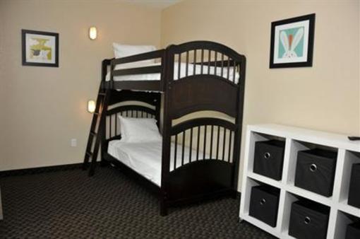 фото отеля Holiday Inn Express & Suites Clinton