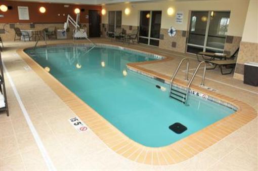 фото отеля Holiday Inn Express & Suites Clinton