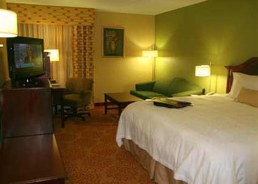 фото отеля Hampton Inn Greenwood (South Carolina)