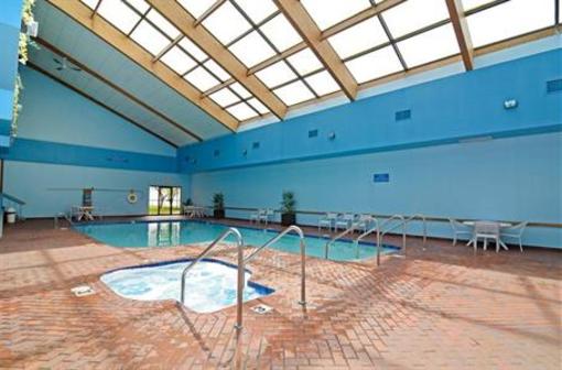 фото отеля BEST WESTERN Lakefront Hotel