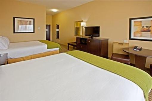 фото отеля Holiday Inn Express Hotel & Suites Richwood-Cincinnati South