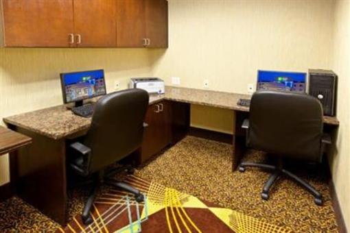 фото отеля Holiday Inn Express Hotel & Suites Richwood-Cincinnati South