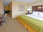 фото отеля Holiday Inn Express Hotel & Suites Richwood-Cincinnati South