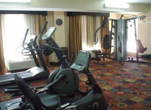 фото отеля Baymont Inn and Suites New Orleans