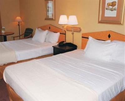 фото отеля Baymont Inn and Suites New Orleans