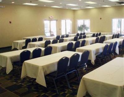 фото отеля Baymont Inn and Suites New Orleans