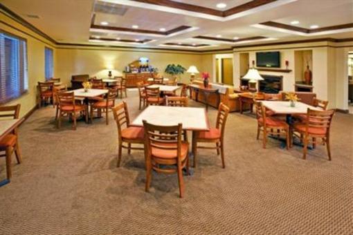фото отеля Holiday Inn Express Hotel & Suites Jacksonville (Illinois)