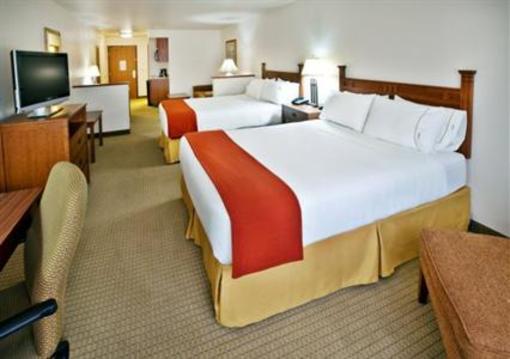 фото отеля Holiday Inn Express Hotel & Suites Jacksonville (Illinois)
