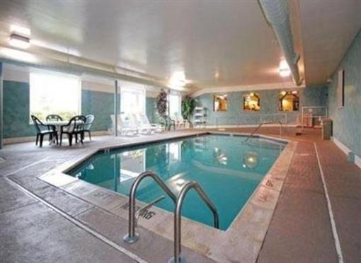 фото отеля Comfort Inn Belleville (Michigan)