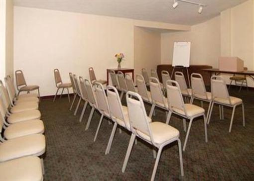 фото отеля Comfort Inn Belleville (Michigan)