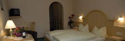 фото отеля Familienhotel Klausen