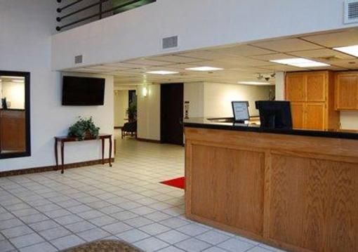 фото отеля Econo Lodge North Kansas City