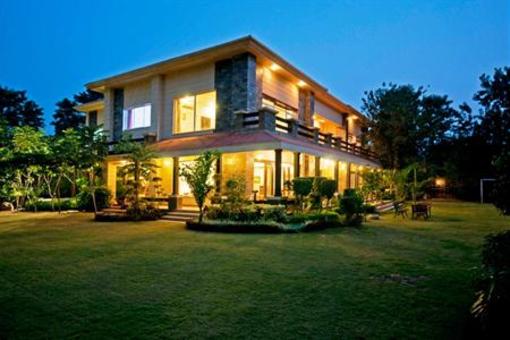 фото отеля Aamod Resort Shoghi