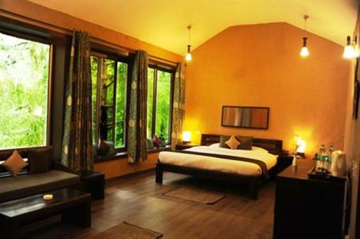 фото отеля Aamod Resort Shoghi