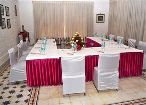 фото отеля Aamod Resort Shoghi