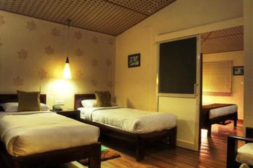 фото отеля Aamod Resort Shoghi
