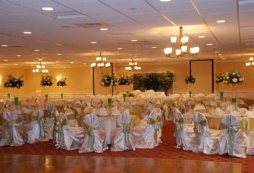 фото отеля Holiday Inn Hotel & Suites Marlboro