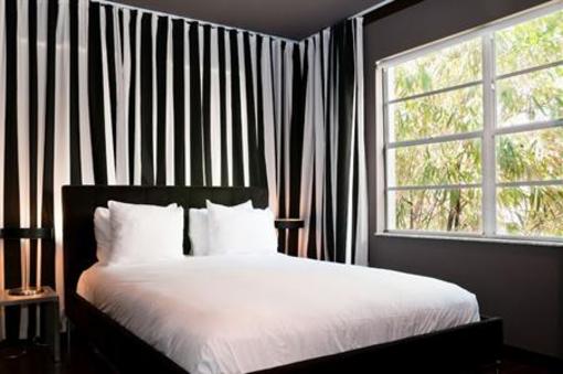 фото отеля Metropole Hotel Miami Beach