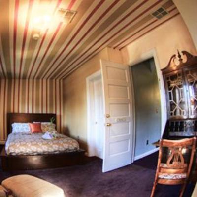 фото отеля Queen Anne Bed & Breakfast