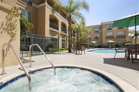 фото отеля Hilton Garden Inn San Diego/Rancho Bernardo