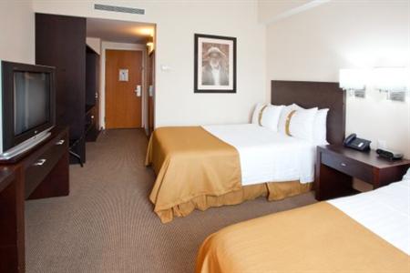 фото отеля Holiday Inn Uruapan
