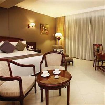 фото отеля Doubletree by Hilton Dar es Salaam-Oysterbay