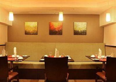 фото отеля Doubletree by Hilton Dar es Salaam-Oysterbay