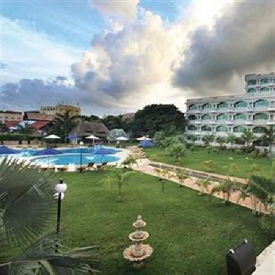 фото отеля Doubletree by Hilton Dar es Salaam-Oysterbay