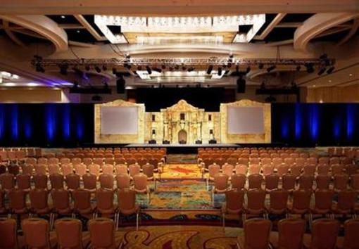фото отеля San Antonio Marriott Rivercenter