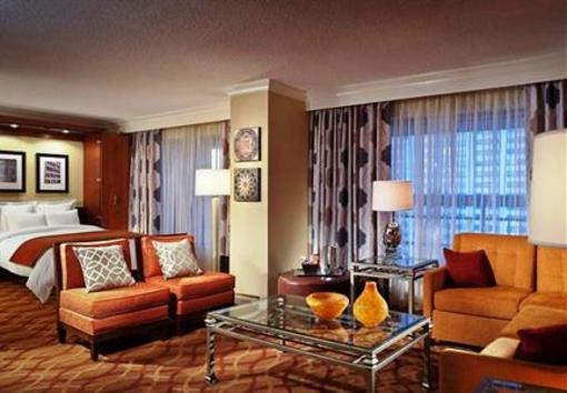 фото отеля San Antonio Marriott Rivercenter