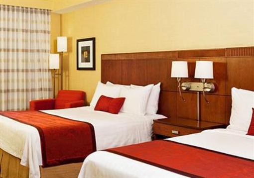 фото отеля Courtyard by Marriott Boston Milford