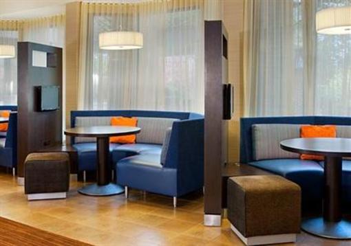 фото отеля Courtyard by Marriott Boston Milford
