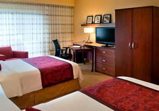 фото отеля Courtyard by Marriott Boston Milford