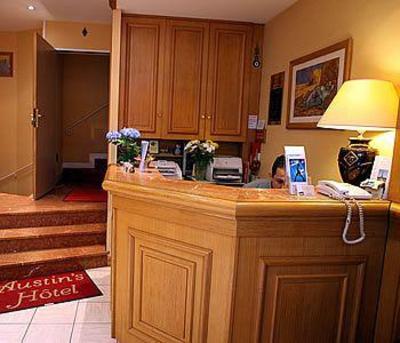 фото отеля Austin's Saint Lazare Hotel