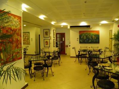 фото отеля Artina Suites Hotel