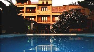 фото отеля Hotel Bartaccia Propriano