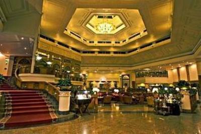 фото отеля Century Park Hotel Manila