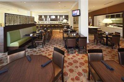 фото отеля Hilton Garden Inn New Orleans Convention Center