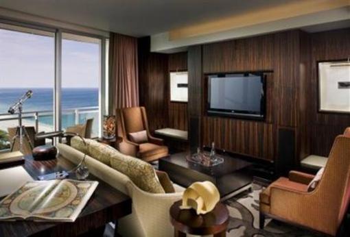 фото отеля One Bal Harbour Resort & Spa