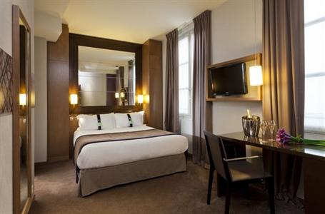 фото отеля Holiday Inn Garden Court Paris Elysees