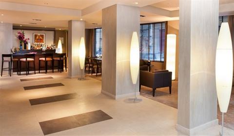 фото отеля Holiday Inn Garden Court Paris Elysees