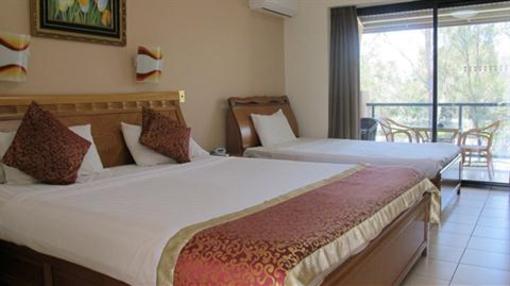 фото отеля Novena Palms Motel