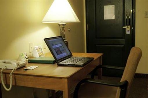 фото отеля Country Inn & Suites Orlando Airport