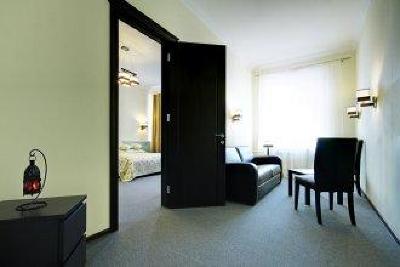 фото отеля Roses Hotel