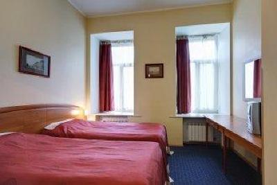 фото отеля Roses Hotel