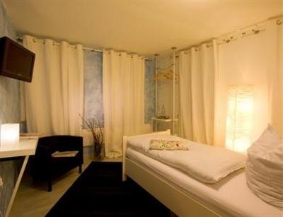 фото отеля Hotel Krone Ofterdingen